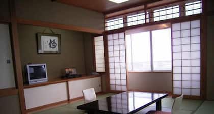 Ryori Ryokan Kanetomo