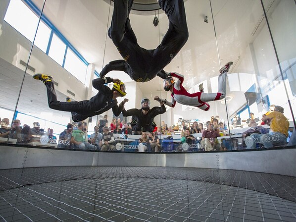 Divers