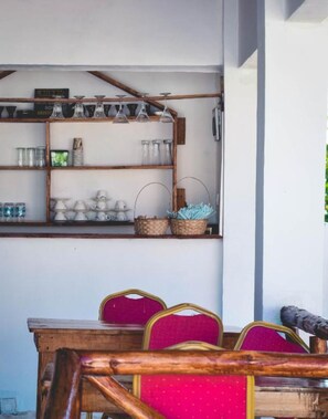 Restaurant - Ocean Breeze Airbnb (Nungwi)