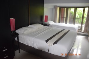 2 bedrooms, in-room safe, travel crib, free WiFi - Apartment (kalim)