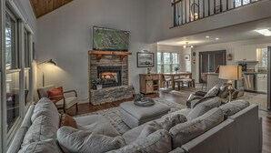 House, 3 Bedrooms | Interior - Sittin Pretty by Escape to Blue Ridge (Blue Ridge)