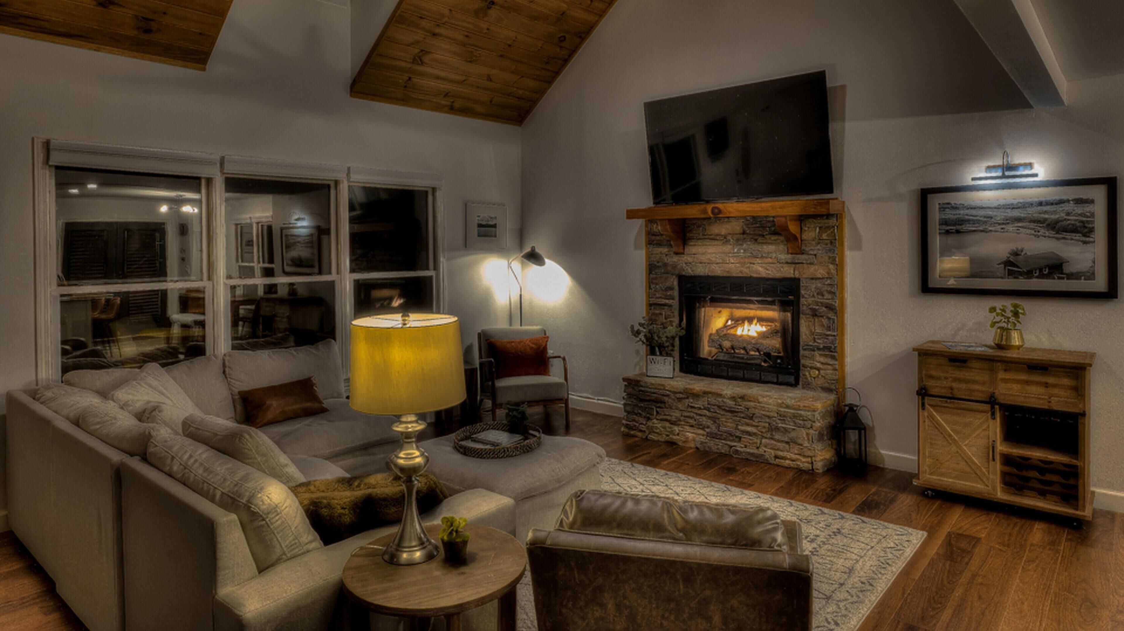 House, 3 Bedrooms | Living room