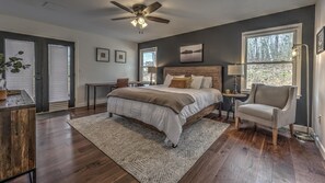 Room - Sittin Pretty by Escape to Blue Ridge (Blue Ridge)