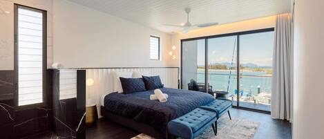 6 bedrooms, iron/ironing board, travel cot, free WiFi