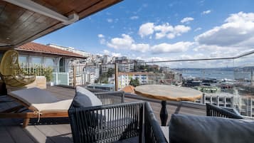 Penthouse Suite Room with Sea View and Private Jacuzzi | Terrasse/Patio