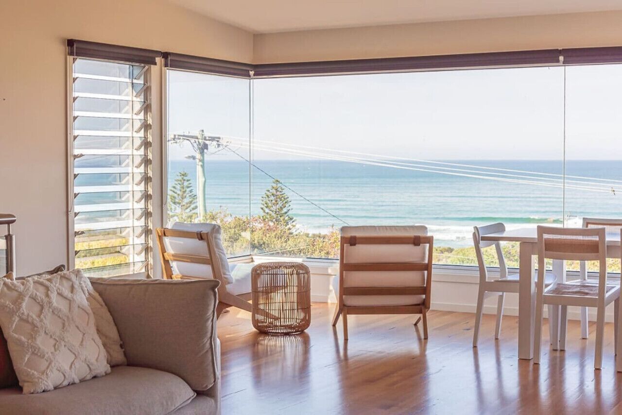 TV, fireplace, stereo