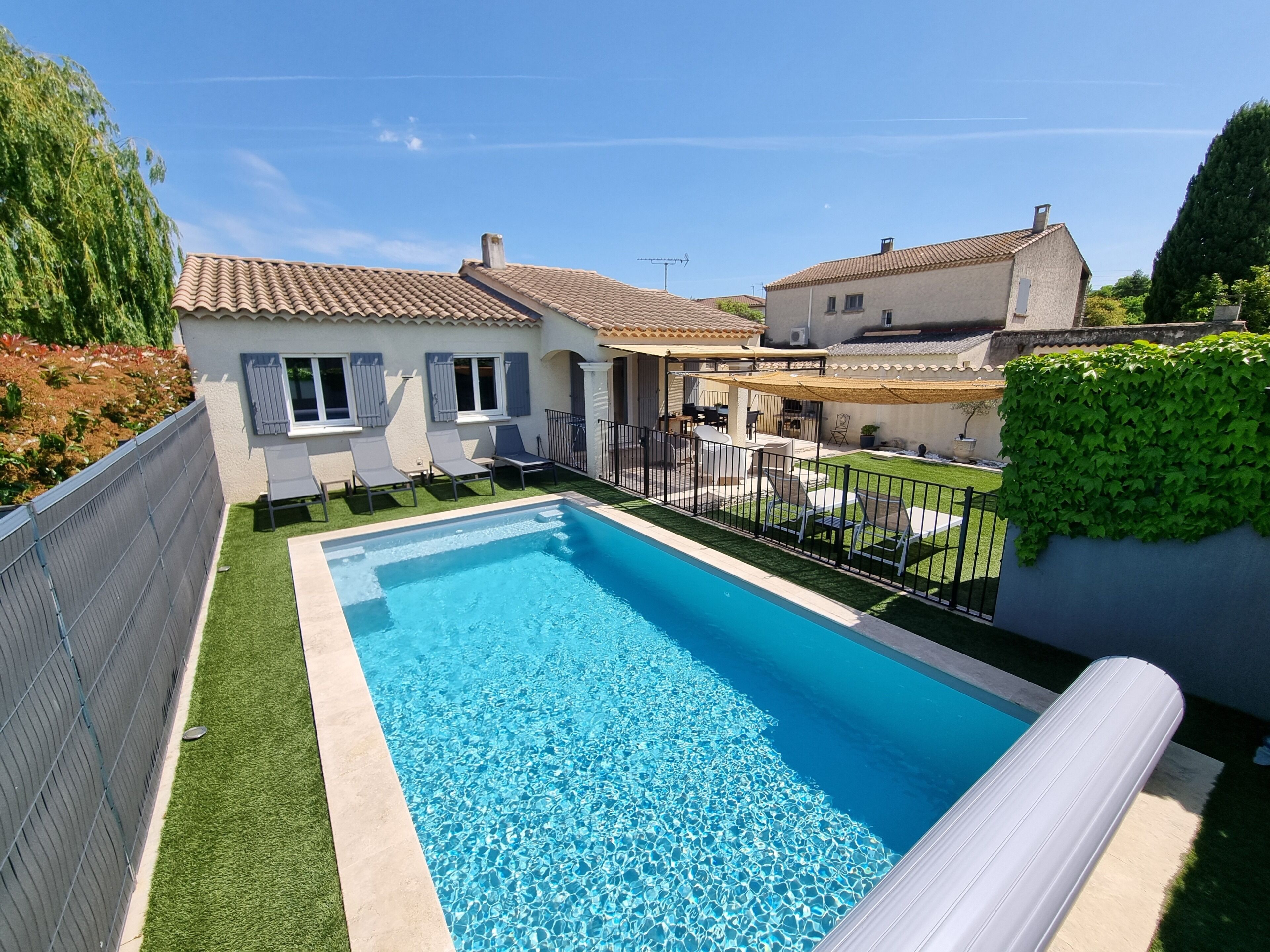 Piscine extérieure, piscine chauffée