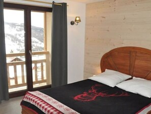 4 bedrooms