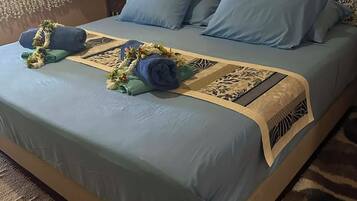 2 slaapkamers, een strijkplank/strijkijzer, gratis wifi, beddengoed