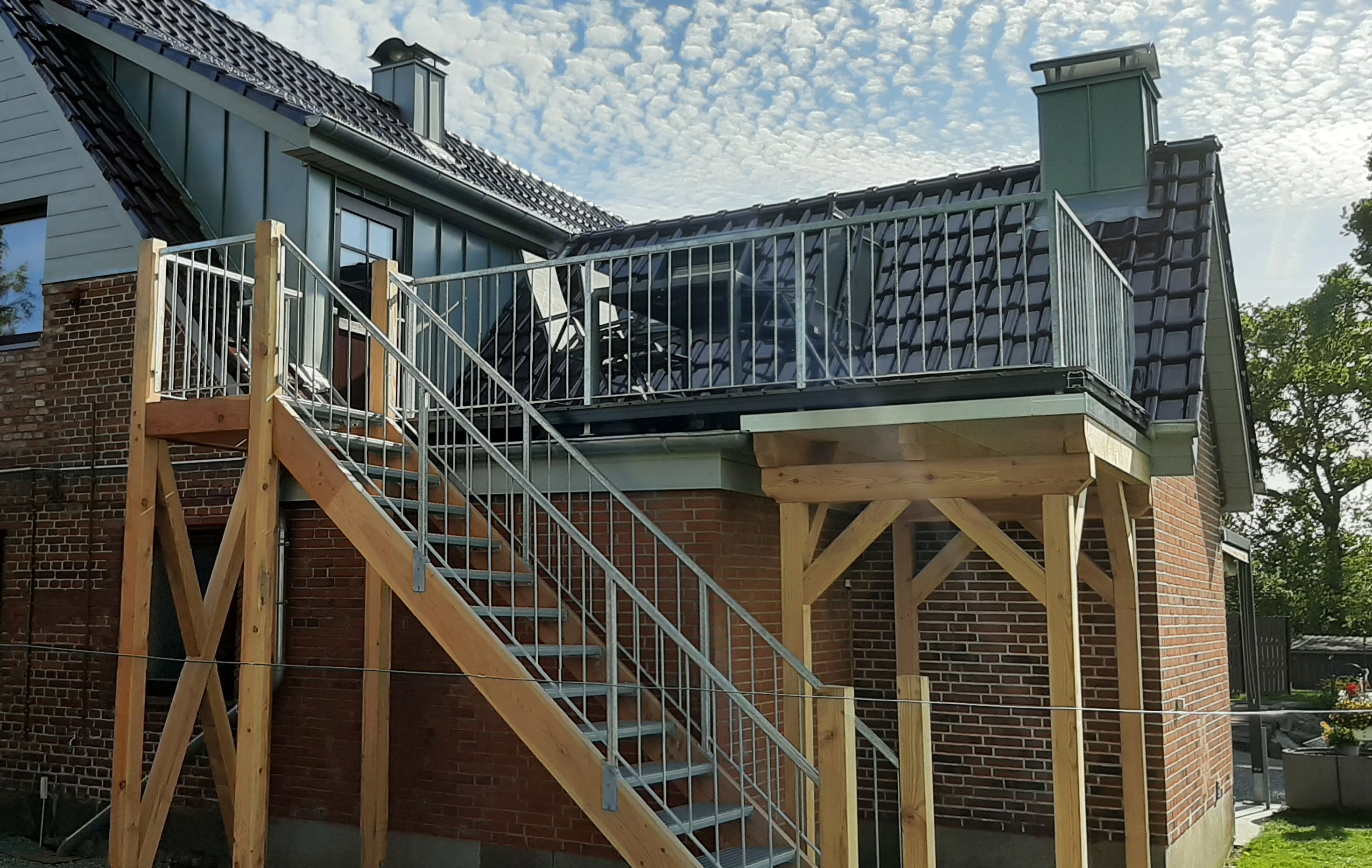 Außenansicht FW Birk mit Balkon