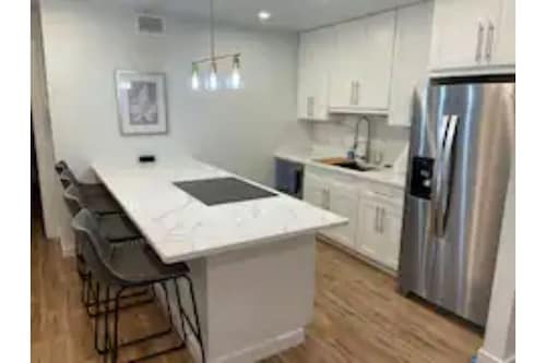 Riverfront Cozy Cottage w/kayak 3/2