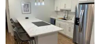 Riverfront Cozy Cottage w/kayak 3/2