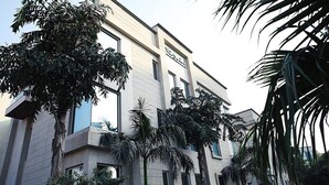 Front of property - Inde Hotel Signature Tower (Gurugram)