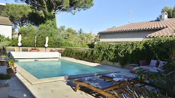 Piscine extérieure, piscine chauffée