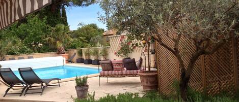 Outdoor pool, a heated pool