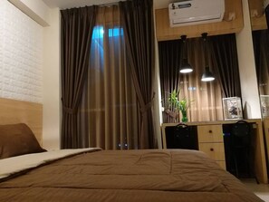 1 chambre, bureau, fer et planche à repasser, Wi-Fi gratuit