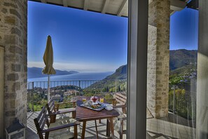 Outdoor dining - Apartment with breakfast - Only Adults (Tignale)