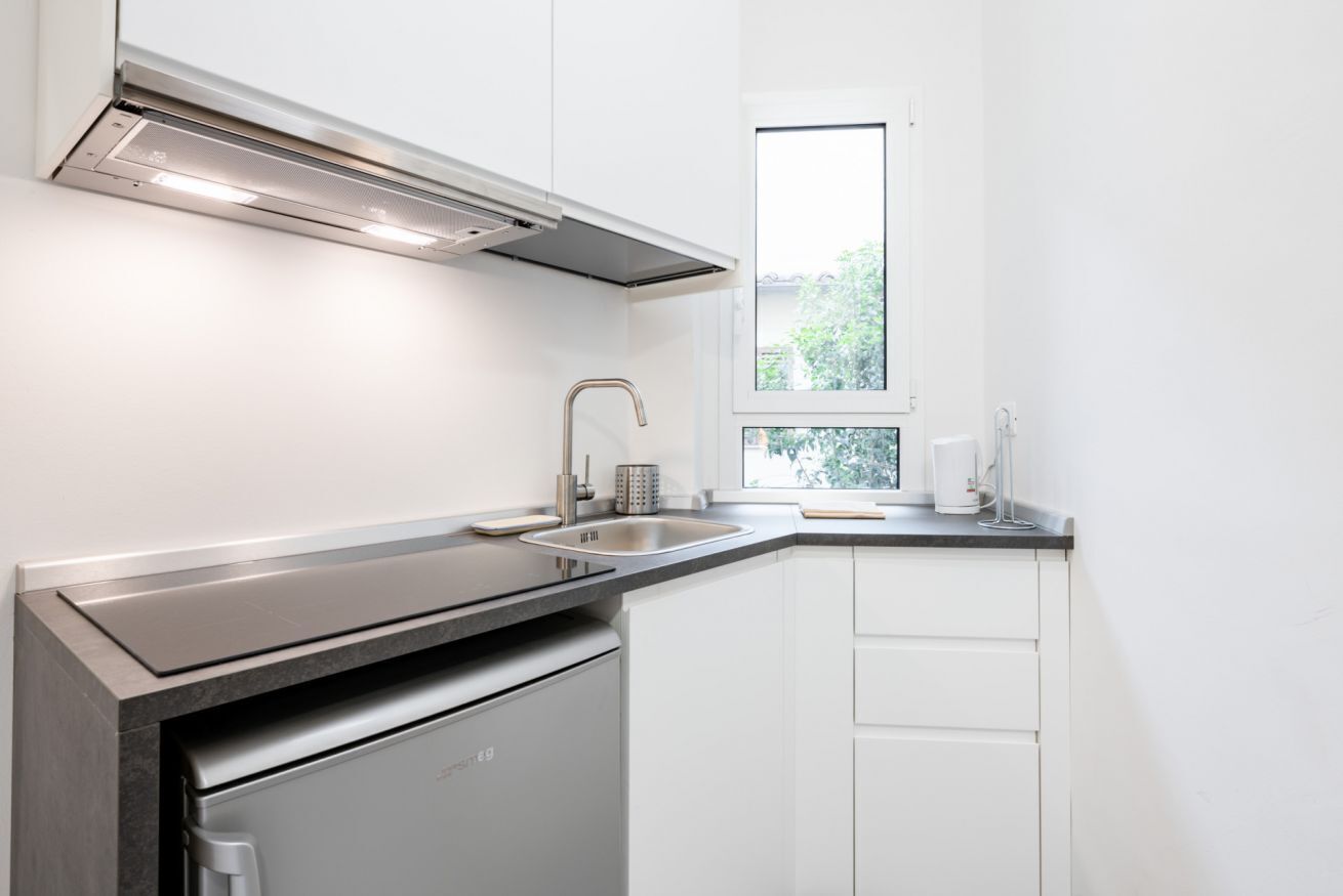 Frigorífico y placa de cocina