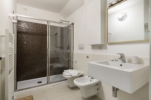Shower, bidet