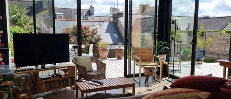 TV connectée, chaßne hi-fi