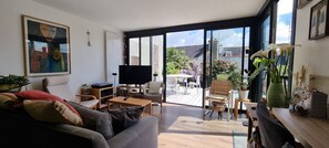 Smart TV, stereo