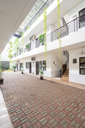 Interior - Umah Santi Depok (Depok)