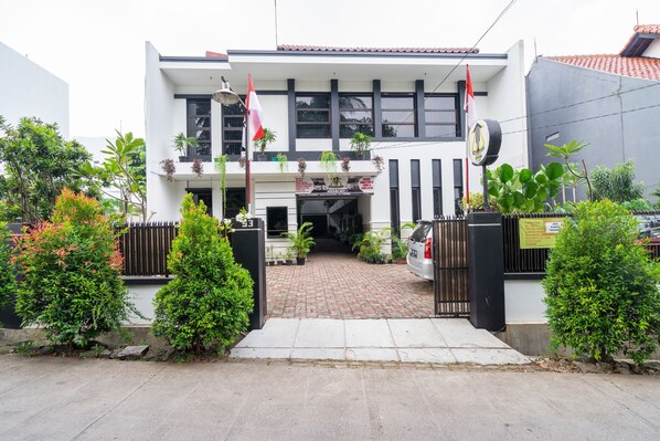 واجهة المنشأة