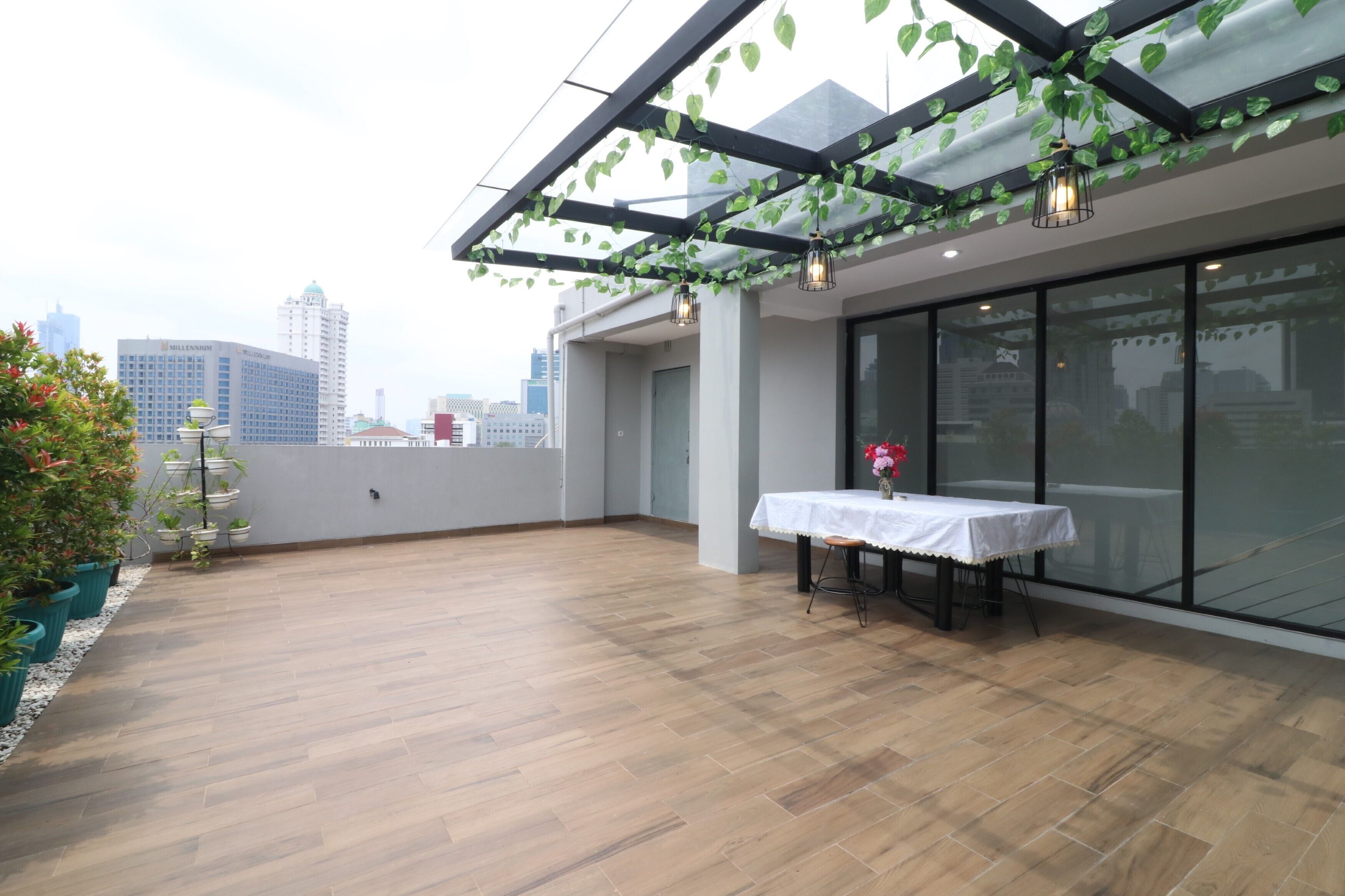 Photo - Flamenco Urban Living