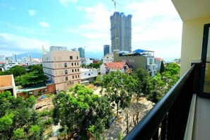 Chambre Familiale | Vue depuis le balcon