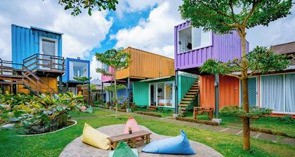 Container Smart Stay (CSS)