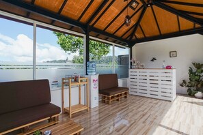 Reception - Container Smart Stay (CSS) (Bedugul)