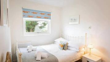 2 多间卧室、熨斗/熨衣板、床单