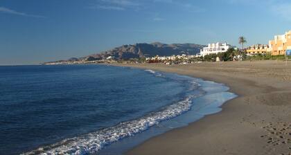 Naturist Baja house with courtyard in first line!