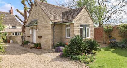 Straw Cottage