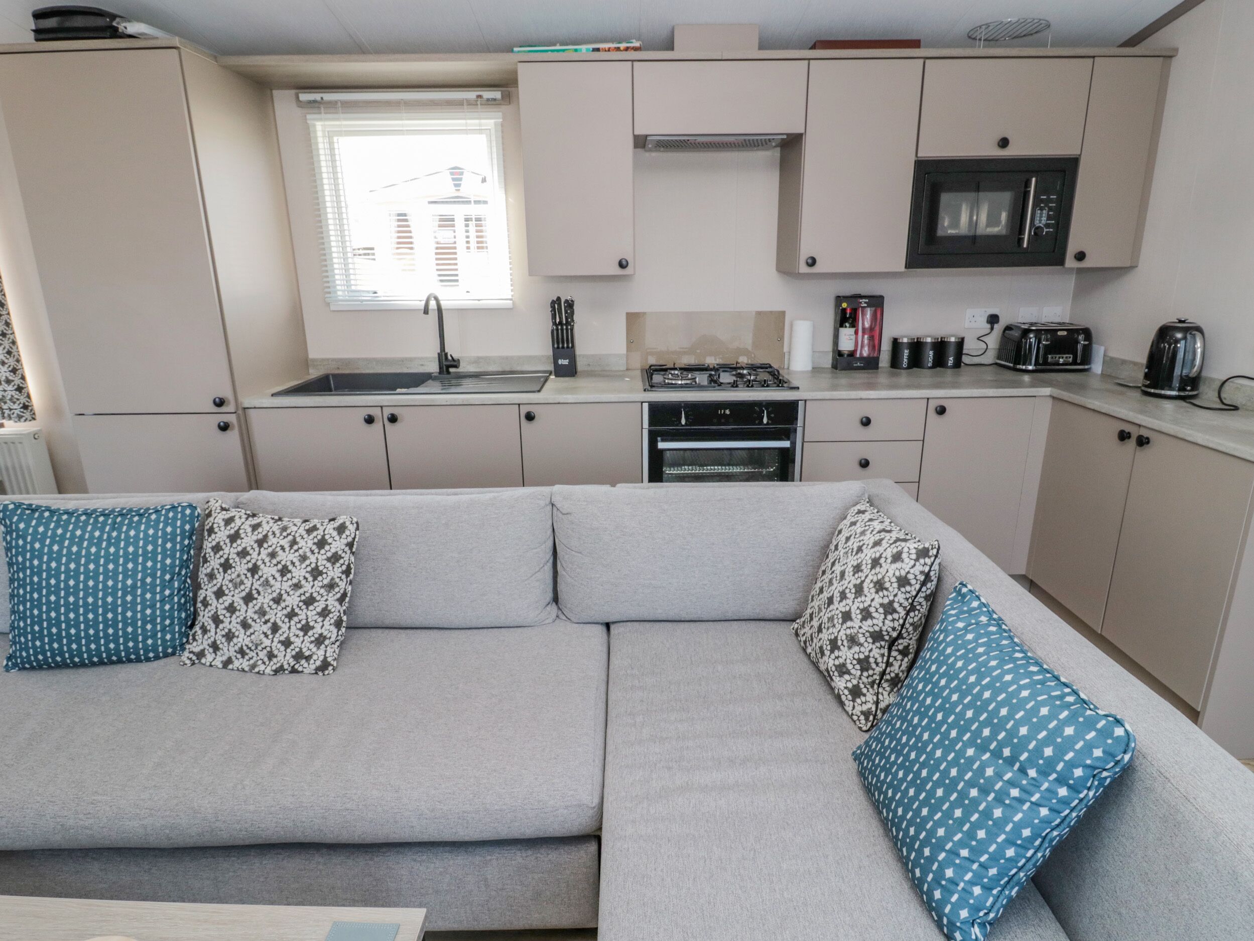 Cottage | Living area