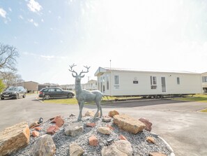 Cottage | Property grounds - Dreams & Streams (Morpeth)