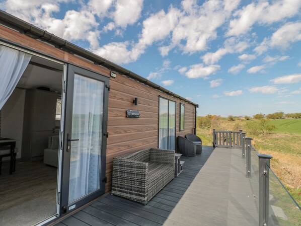 Cottage | Balcony - Dreams & Streams (Morpeth)