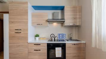 Frigorifero, forno, pentole/stoviglie/utensili