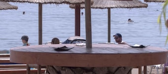 Cozy Beach Home Near Pristine Sea w/ Free Netflix