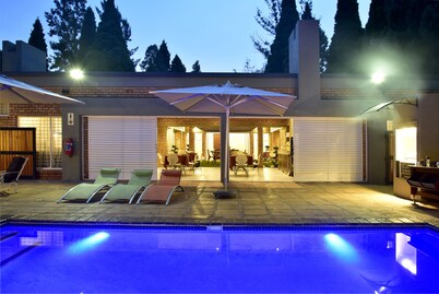 Five O'clock Zen Boutique Guest House