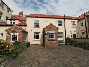 Exterior - Pegasus Cottage (Whitby)