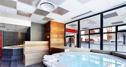 Wifi, 50m from ski slopes, fitness, sauna, hammam, terrace, balcony, ski locker, 100m²