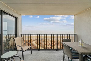 Outdoor dining - LINENS & DAILY ACTIVITIES INCLUDED*!  Flying Cloud-2BR-Enjoy the great ocean views from this 3rd floor Condo! (Ocean City)