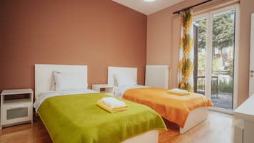 Individually furnished, iron/ironing board, free WiFi, bed sheets