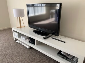 Interior - Wallow in Wallaroo on the Copper Coast. Relax with family and friends (Wallaroo)