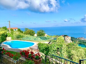 Pool - AMORE RENTALS - Villa Stone on the Sea with Private Pool and Garden (Massa Lubrense)