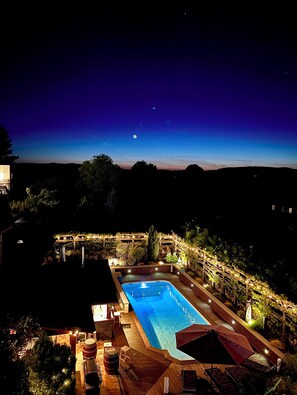 Outdoor pool, a heated pool