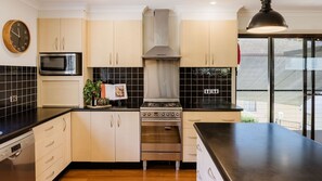 微波爐、洗碗機