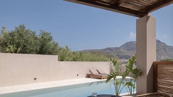 Comfort Studio Suite, Pool Access | View from room