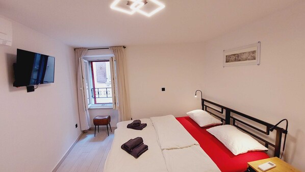 Double Room (Piranum Guesthouse Double or Twin roo) | 6 bedrooms, WiFi